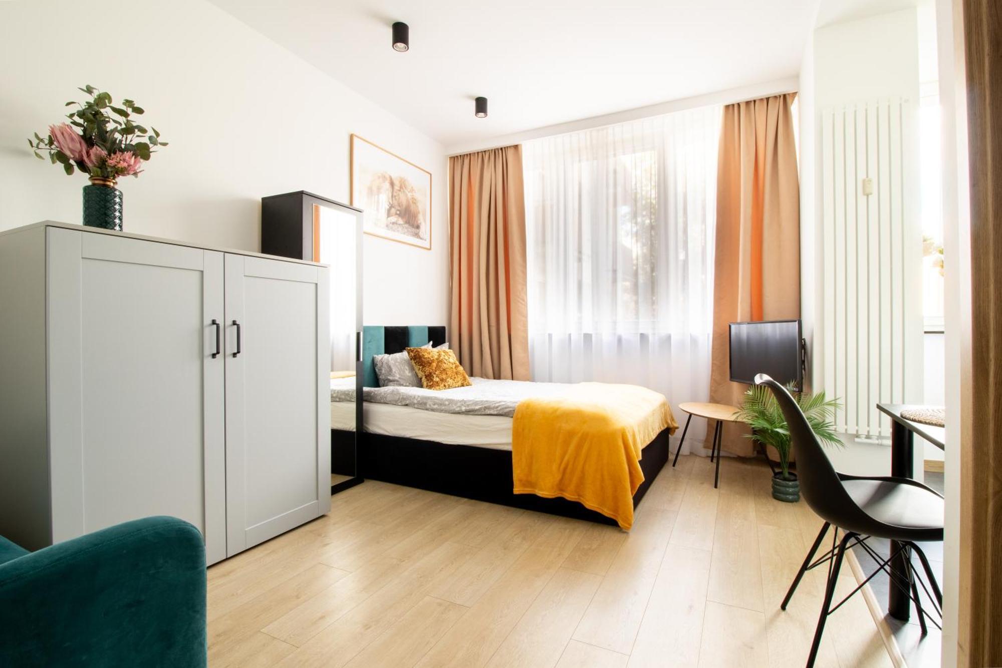 Piotrapartments - Big City Life Apartments In Central Warszawa Exterior photo